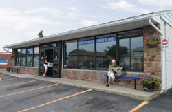 EZ Wash Laundry Laundromat - Cheektowaga NY Location